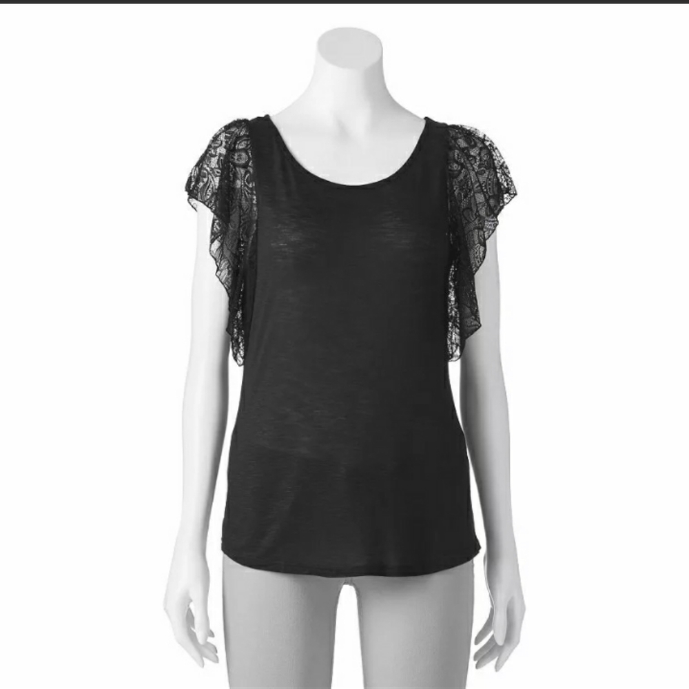Juniors' Cloud Chaser Lace Flutter Sleeve Top Sz M